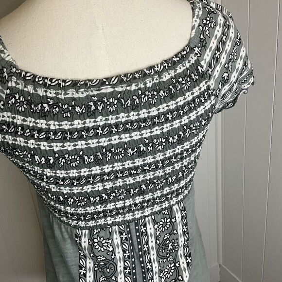 INC Gray Patterned Women's Top - Picture 8 of 13